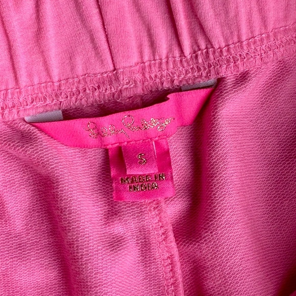 Lilly Pulitzer 5" Kylar Ruffle Hem Knit Shorts in Pink Shady – Size S - Picture 4 of 15